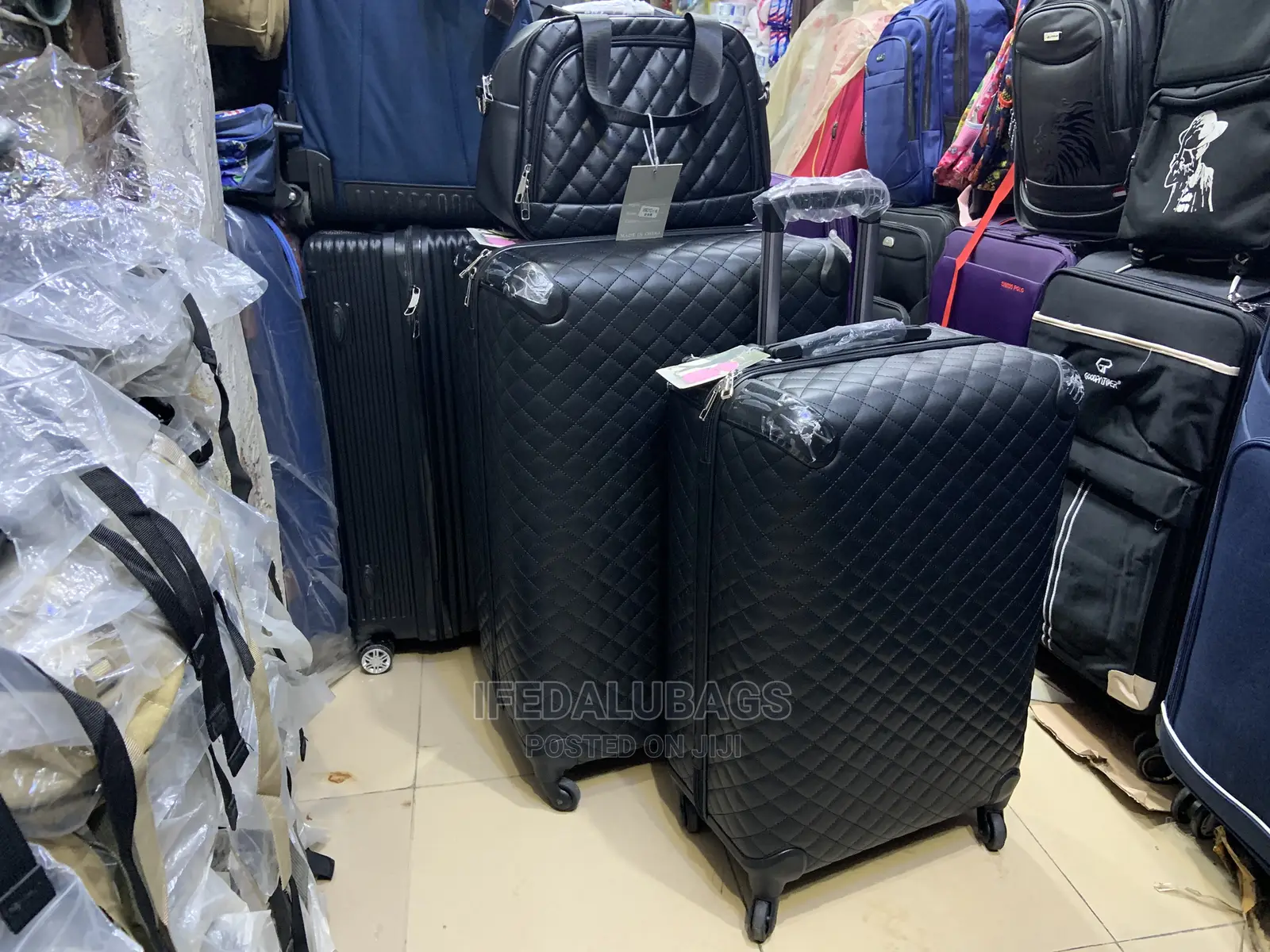 Set of 3 Designers Traveling Luggage