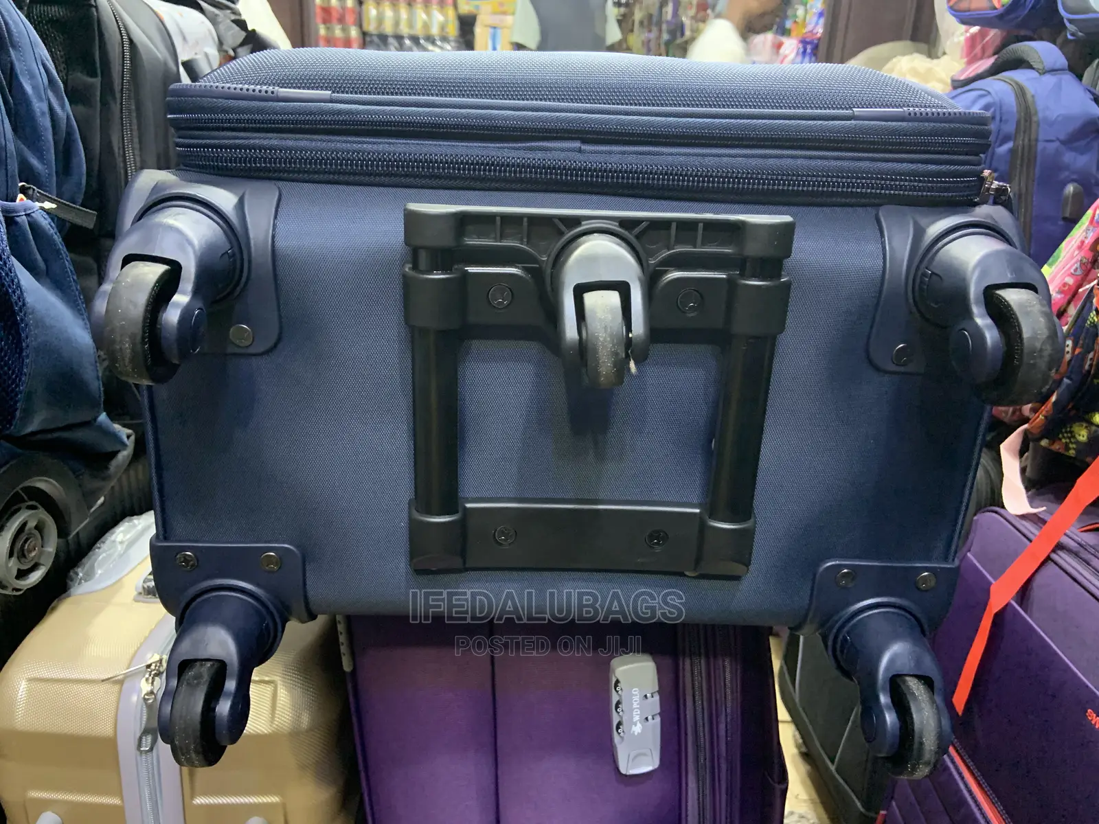 Big Size Leaves King Quality Traveling Luggage