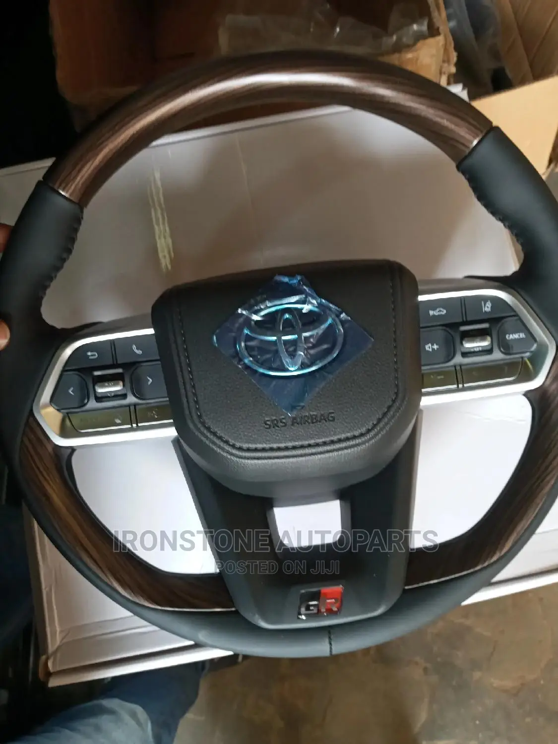 Landcruiser, Prado, Hilux 2022/23 Automated Steering Wheel.