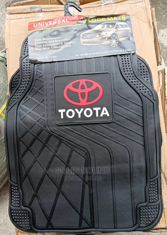 Floor Mat Toyota Logo