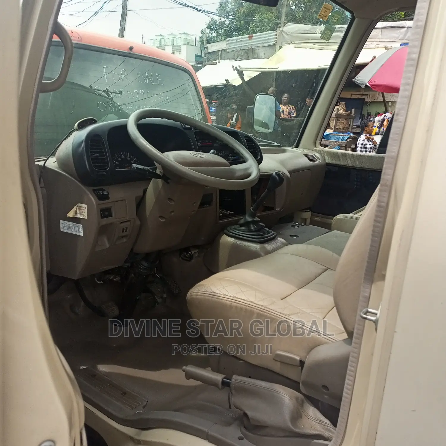 Toyota Coaster 2010 Gold