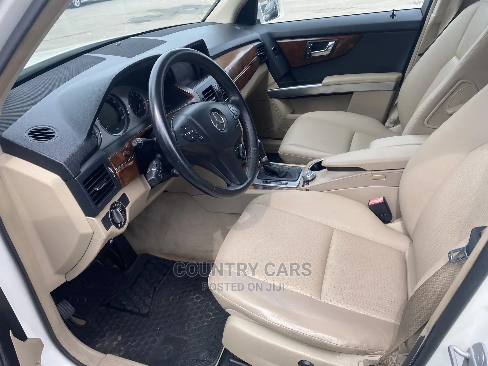 Mercedes-Benz GLK-Class 350 4MATIC 2010 White