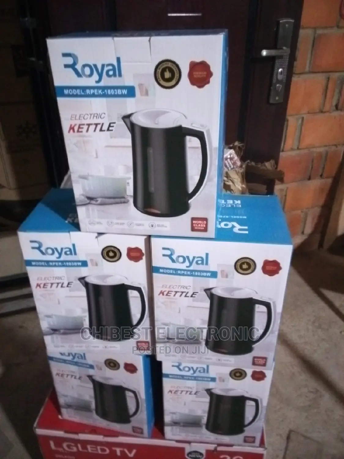Royal Electric Kettle World Class Design Brand New