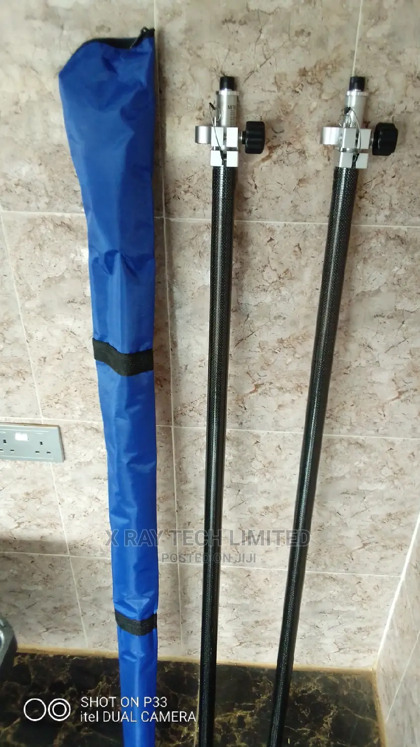 2.5m DGPS Carbon Fibre Pole