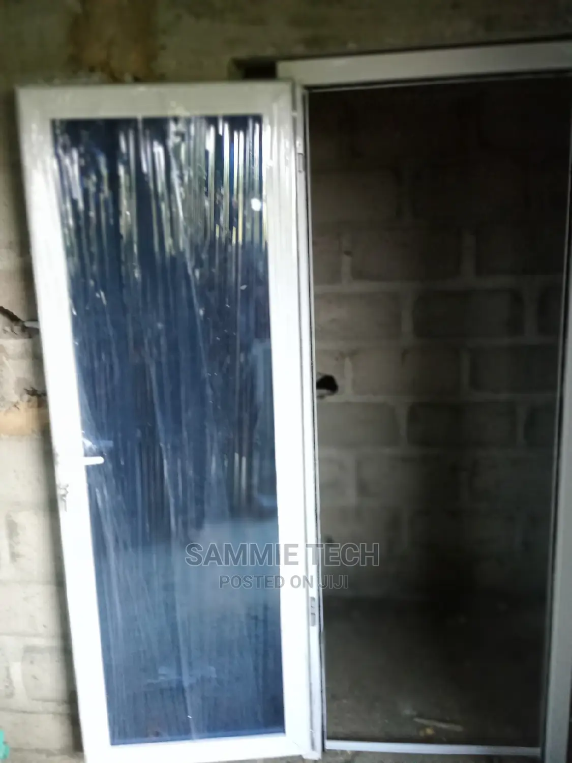 Aluminum Hindge Door
