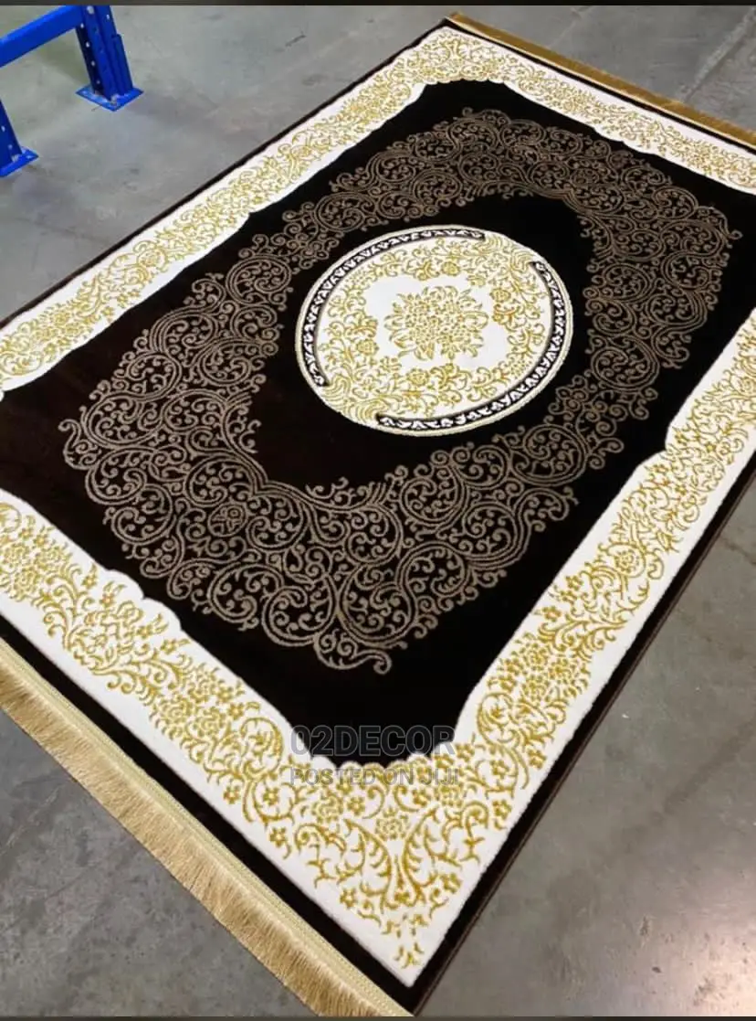 Center Rugs Design Mixed With Gold(3/5 ,4/6 ,5/7)