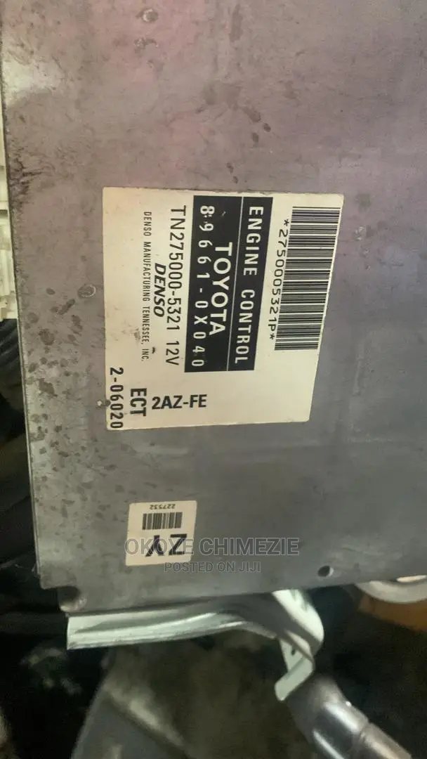 Toyota Camry 4pulg 2az Engine 2003 Model
