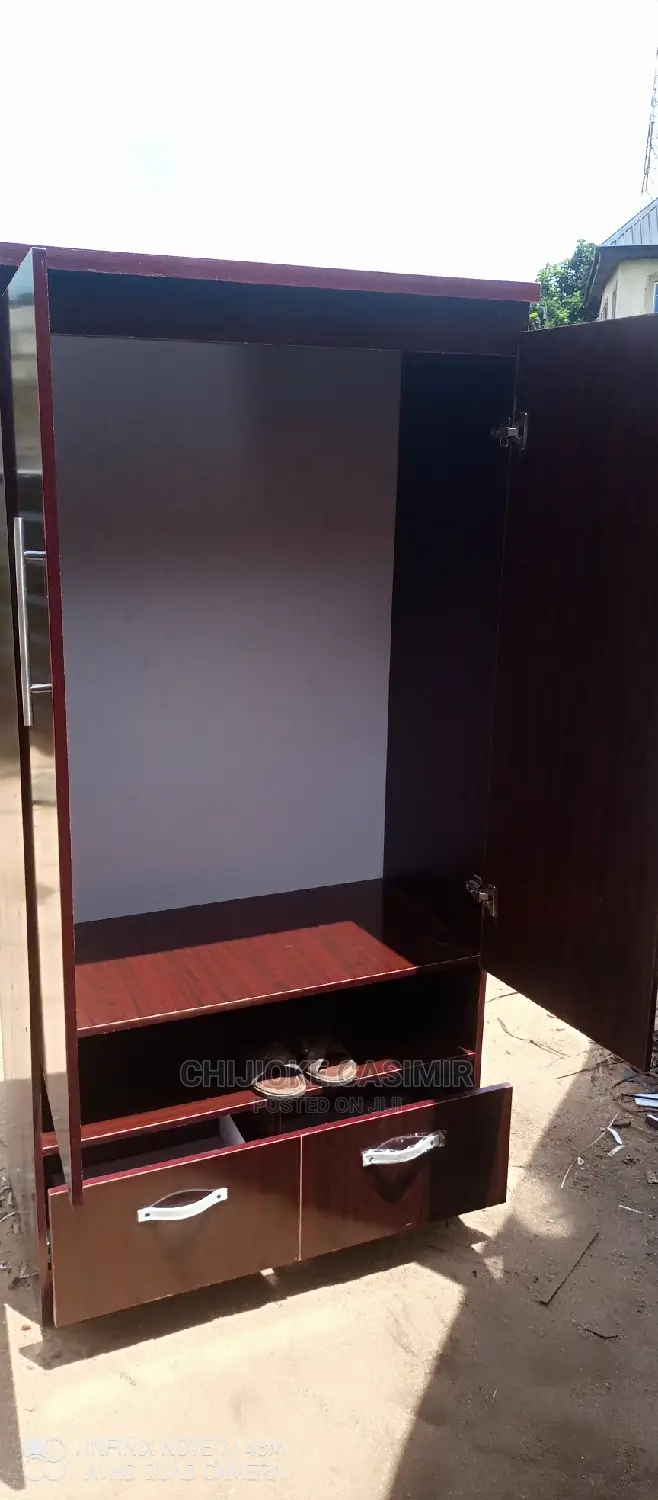 3by6 Wardrobe With Two Drawer and Space for Shoes