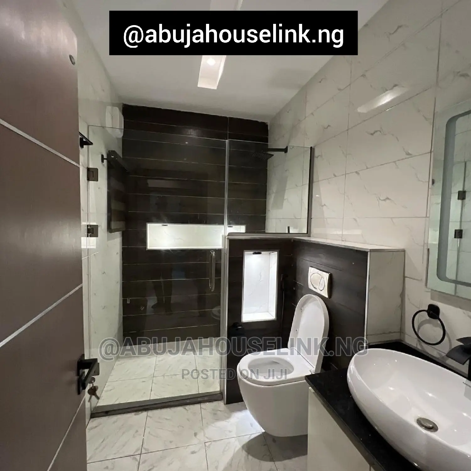 Furnished 5bdrm Duplex in Guzape Abuja for sale