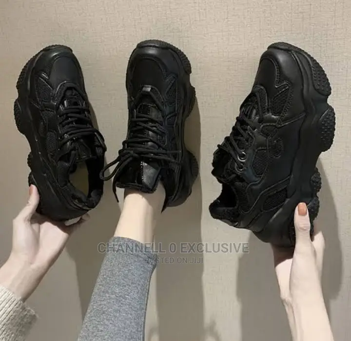 Breathable Sneakers Reflective Insole Women and Men Shoes