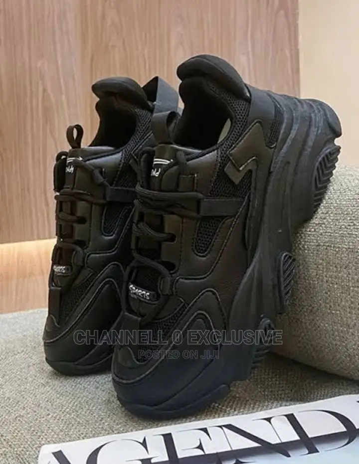 Breathable Sneakers Reflective Insole Women and Men Shoes
