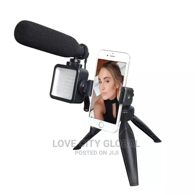 4 in 1 Vlogging Kit Blogging Kit Led Video Light+Microphone
