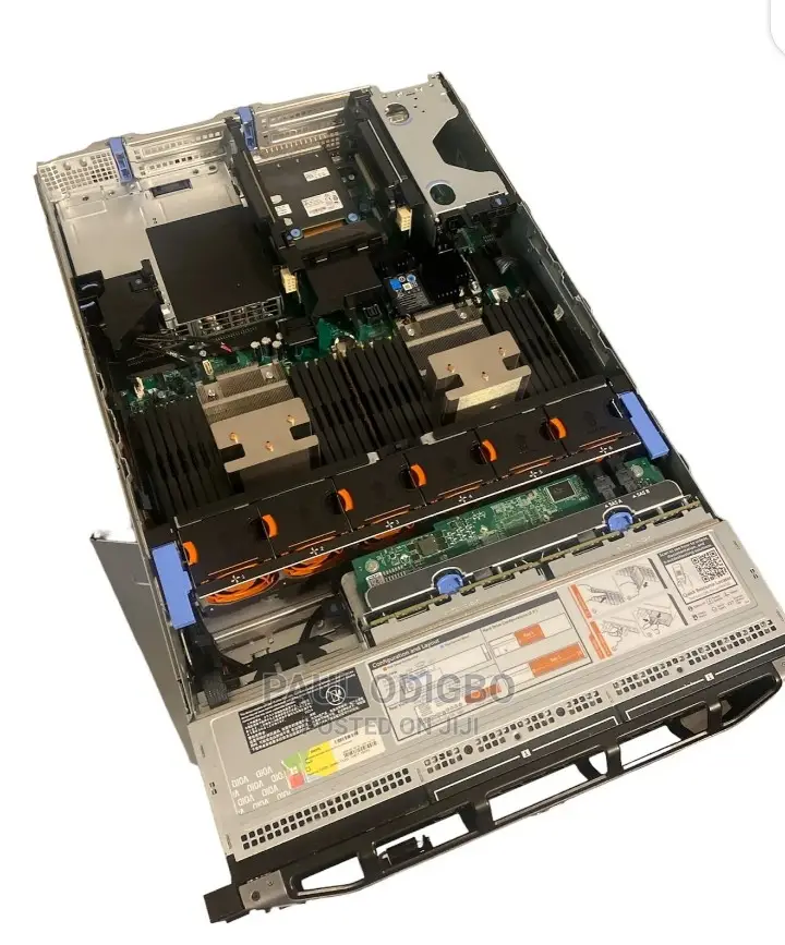 Server Dell PowerEdge R740 64GB Intel Xeon HDD 4T