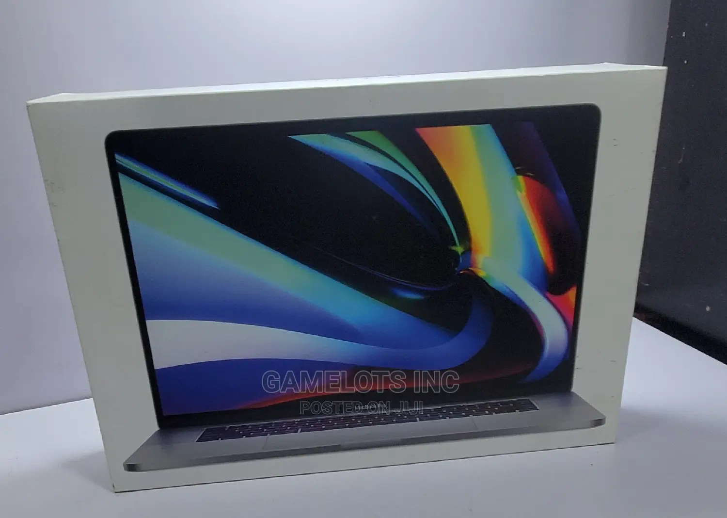 Laptop Apple MacBook Pro 2018 32GB Intel Core i9 SSD 512GB