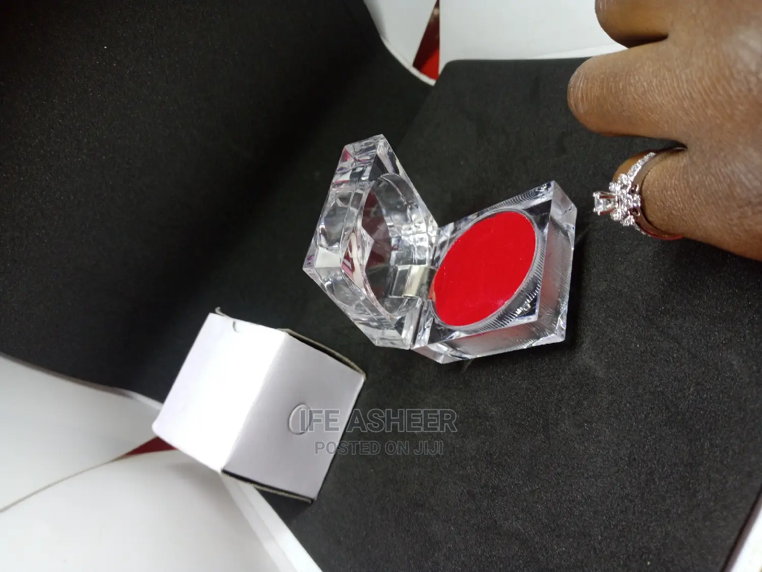 Beautiful Ladies Silver Proposal 0002 - Silver