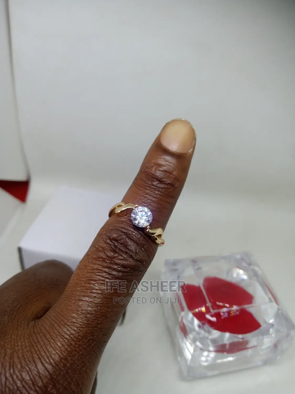 Beautiful Rose Gold Ladies Proposal Ring - Size 6