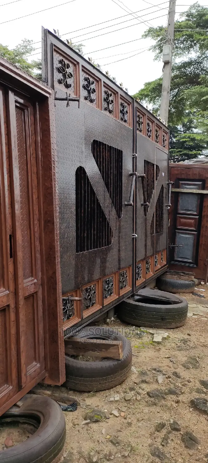 11ft/8ft Strong Channel Gate for Sale.100% Strongly Channel