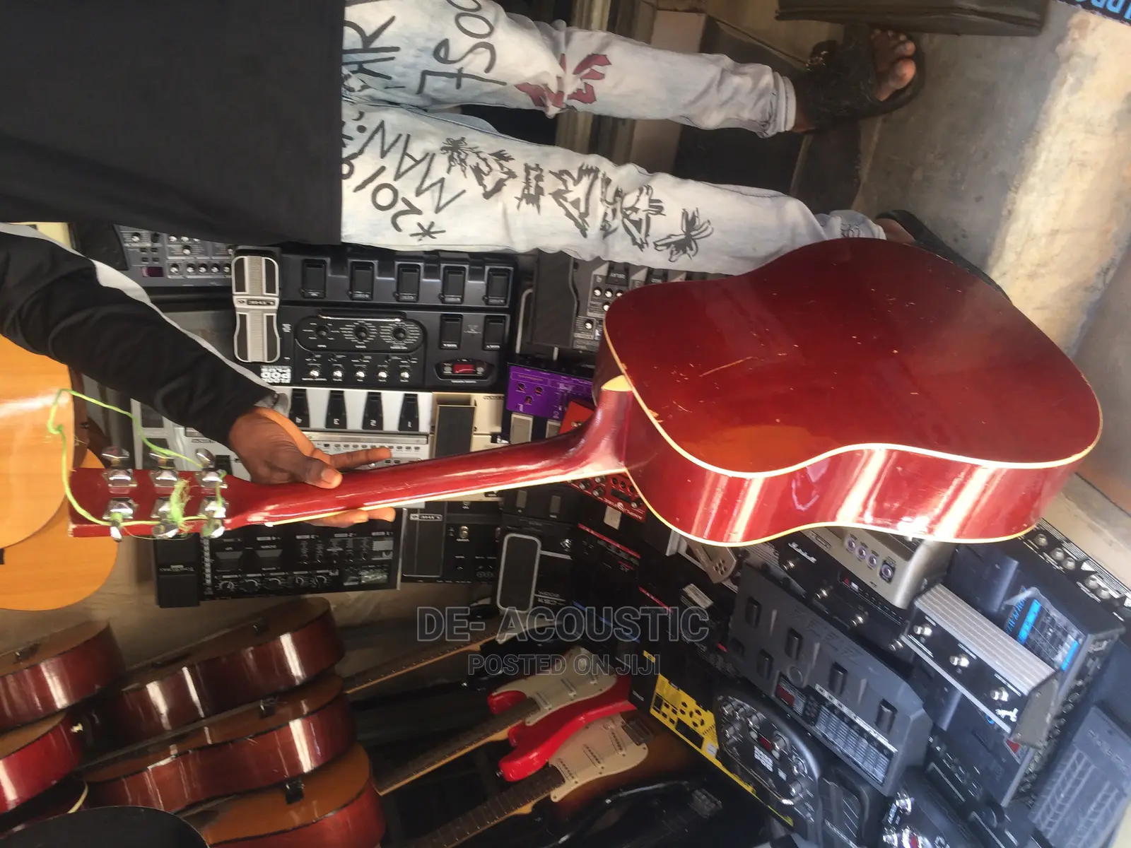 C Giant Acoustic Guitar