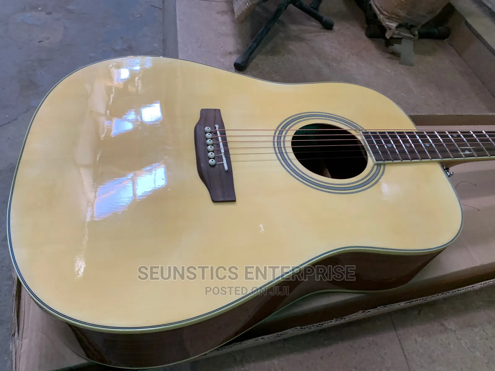 Quality Feeling Acoustic Guitar