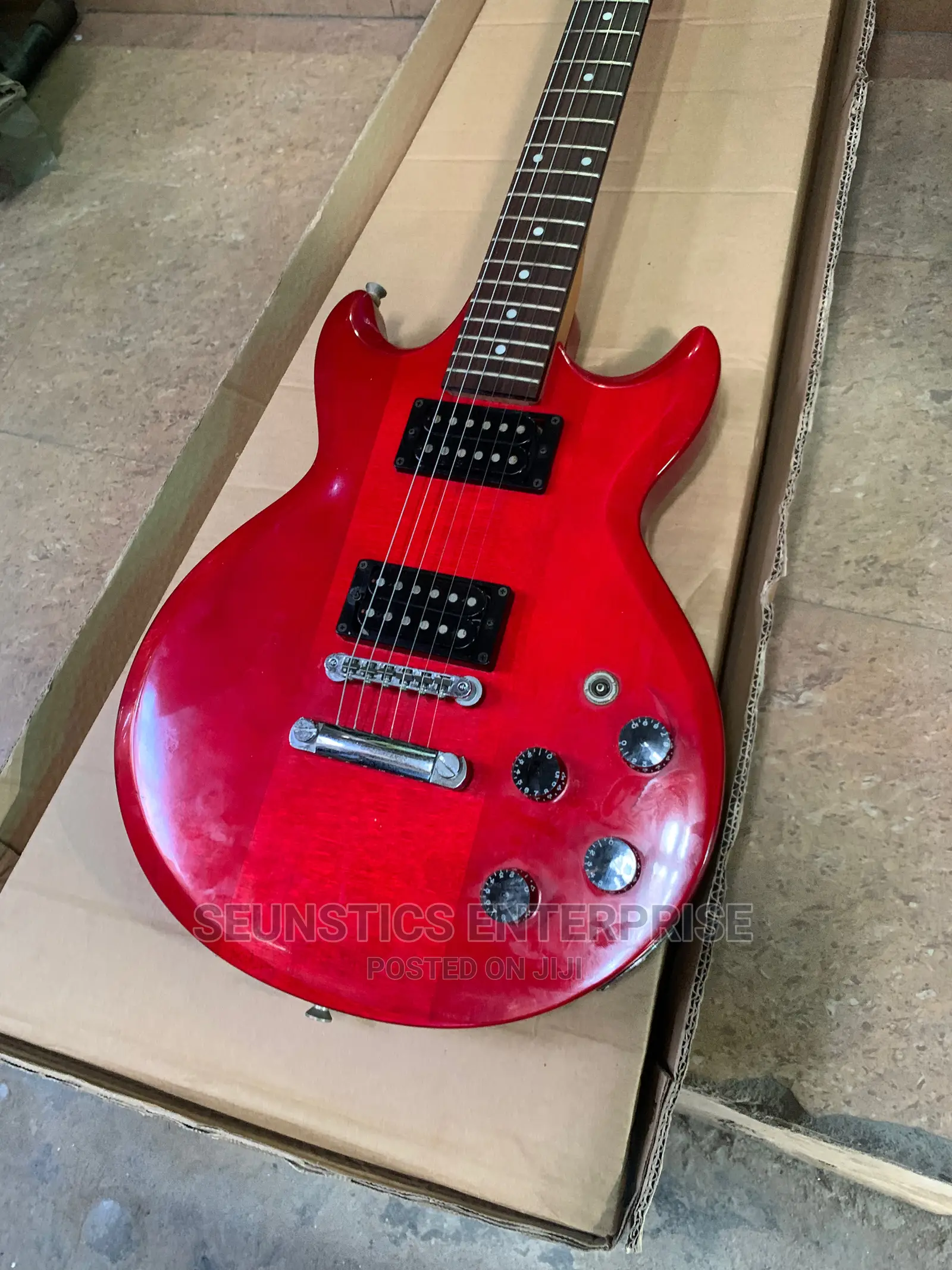 Quality Ibanez GAX70 Lead Guitar