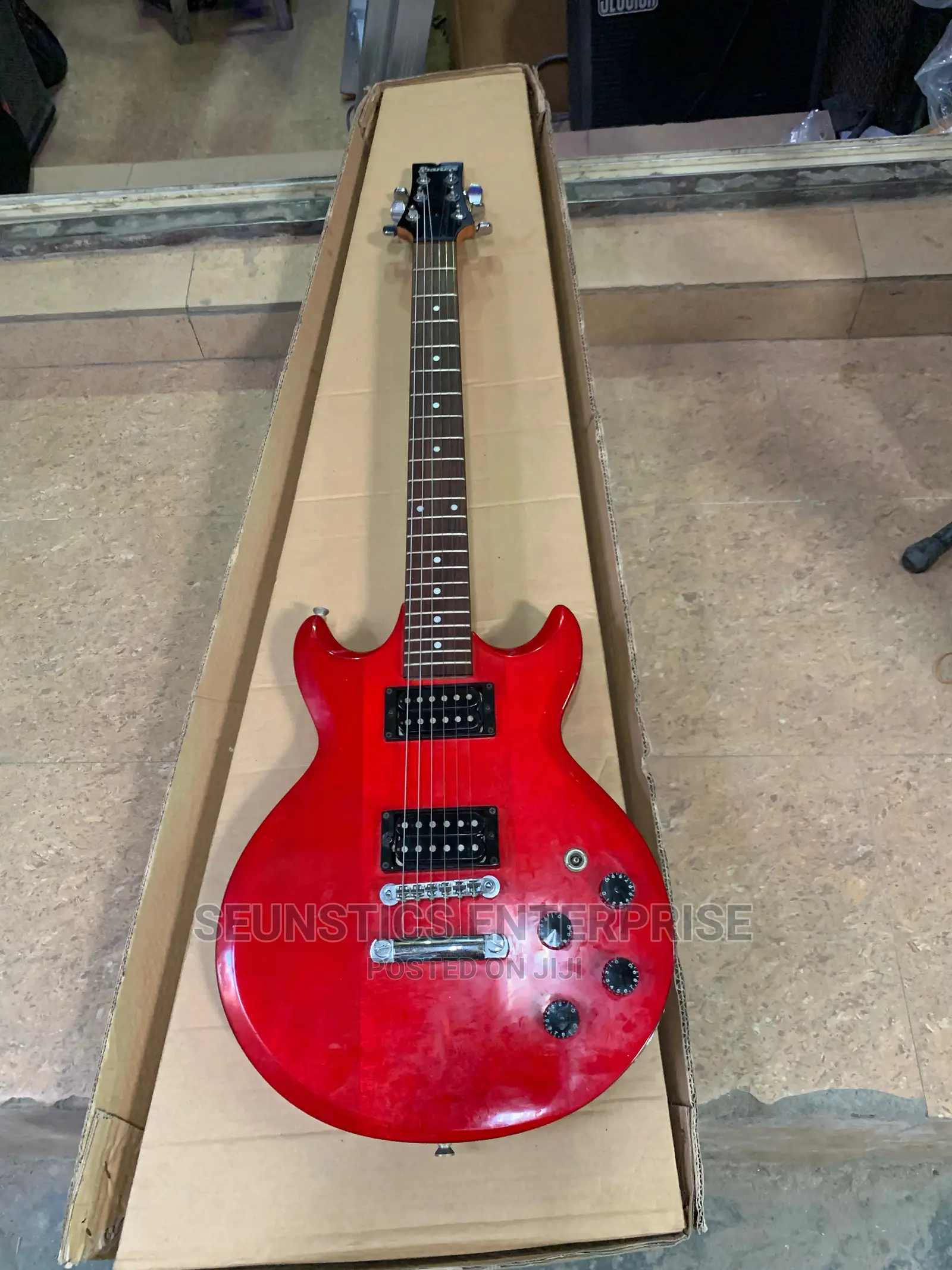 Quality Ibanez GAX70 Lead Guitar