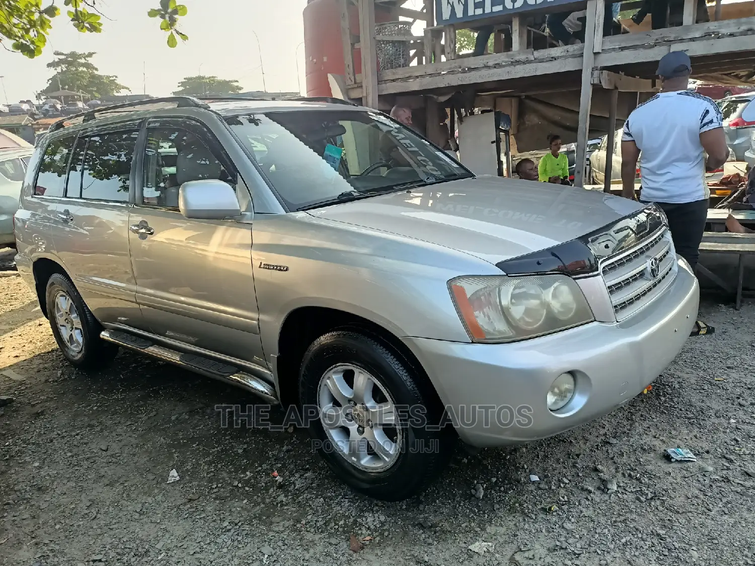 Toyota Highlander V6 FWD 2004 Gold