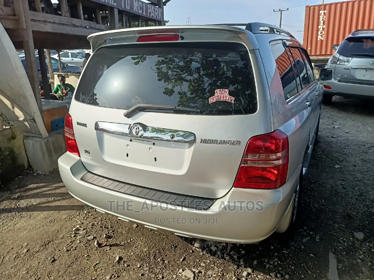 Toyota Highlander V6 FWD 2004 Gold