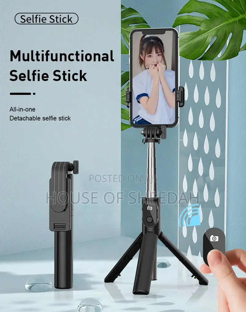 Multifunctional Wireless Bluetooth Selfie Stick With Light