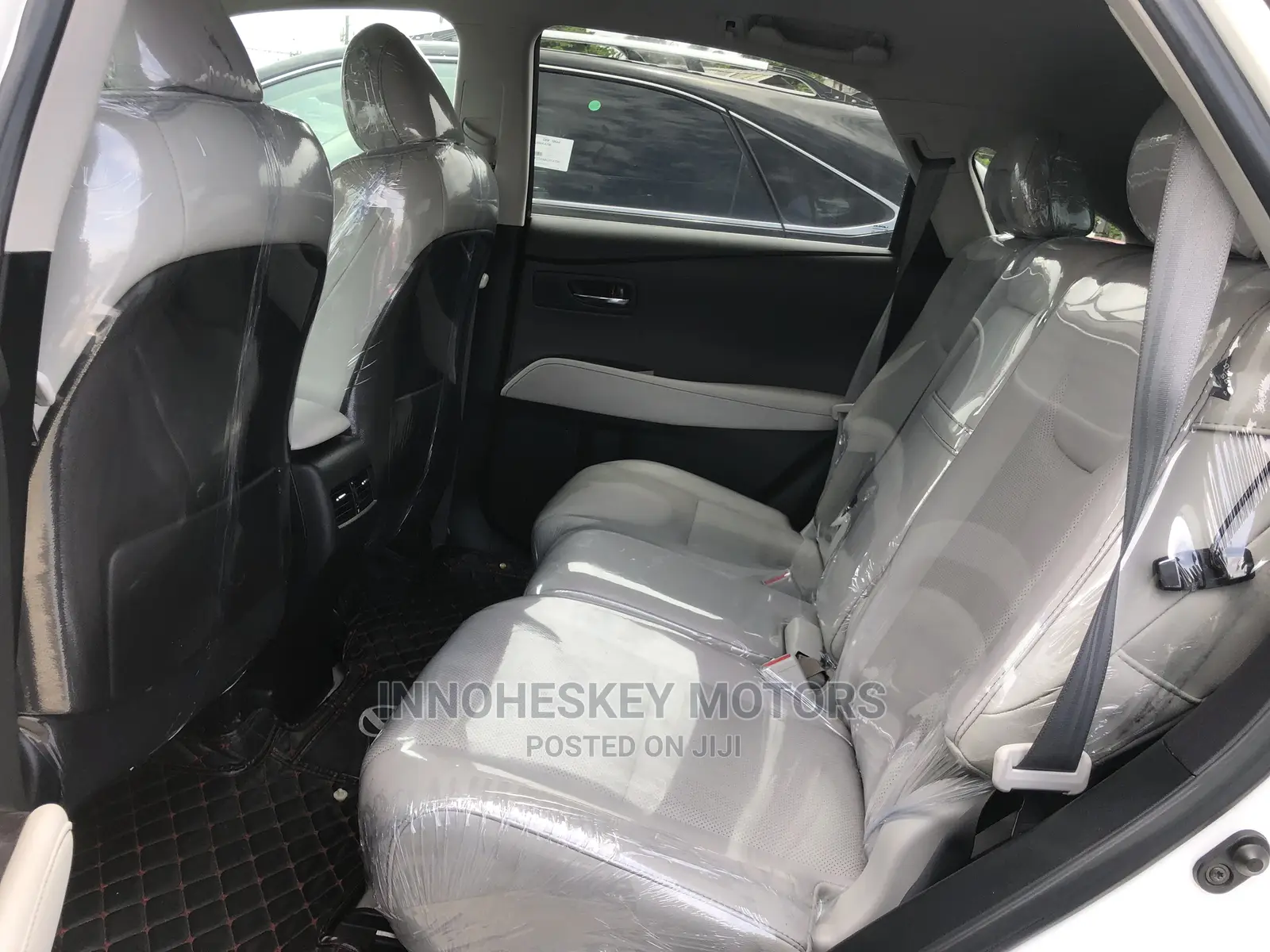 Lexus RX 350 FWD 2013 White