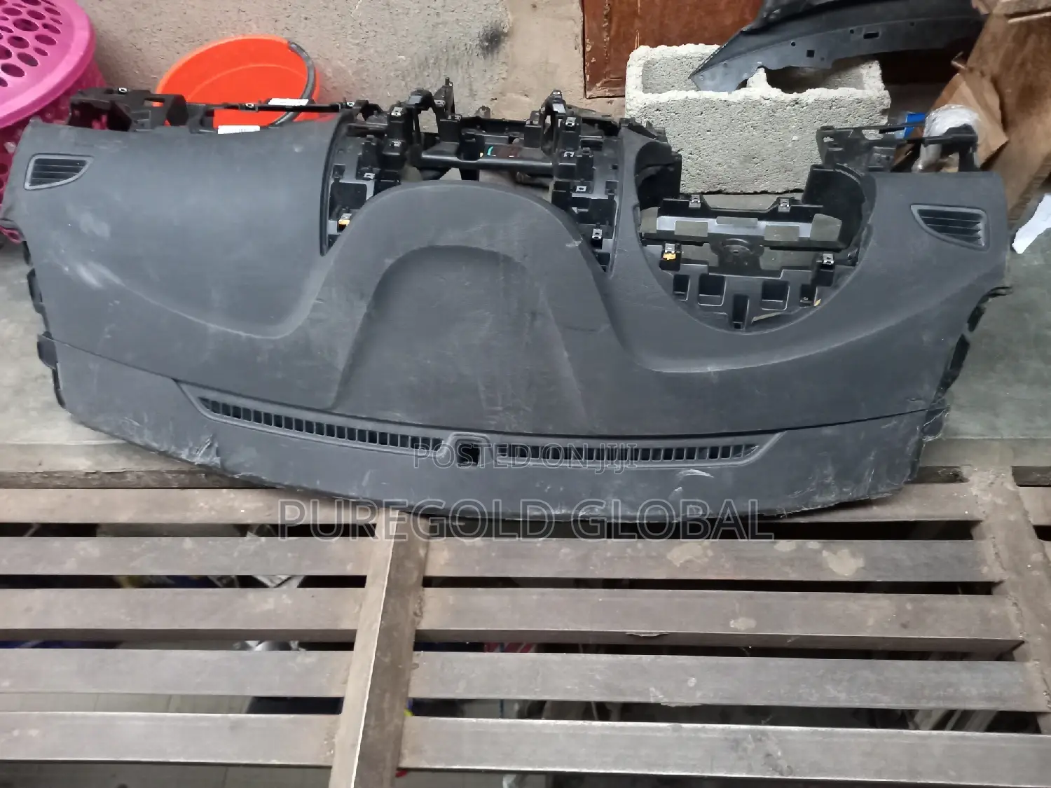 Elantra 2011 and 2014 Model Dashboard With Airbag