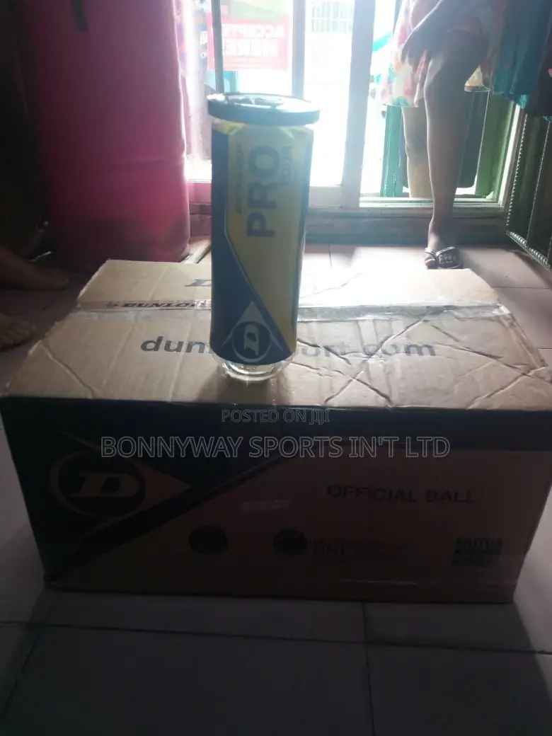 Get Ur Carton of Dunlop Lawntennis Balls