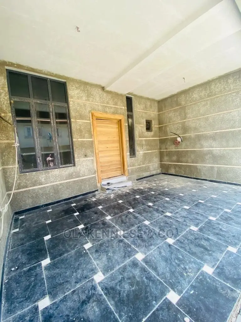 Furnished 5bdrm Duplex in Millennium Estate, Millenuim/UPS for sale