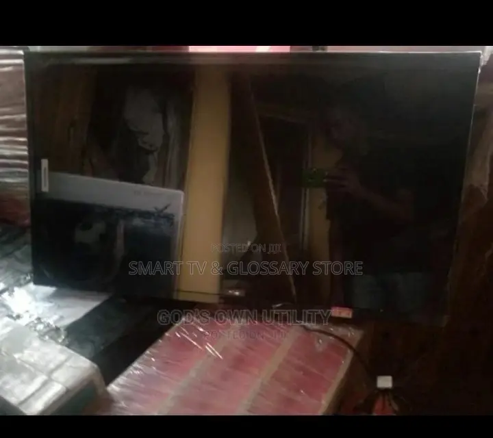 65 Samsung Uhd Smart TV