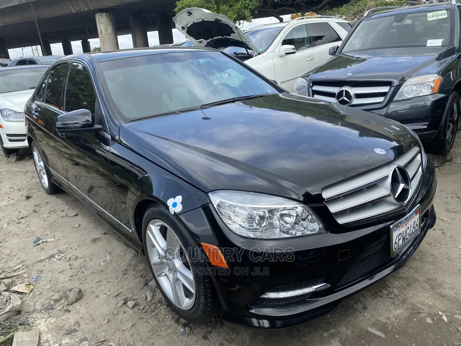Mercedes-Benz C300 2011 Black
