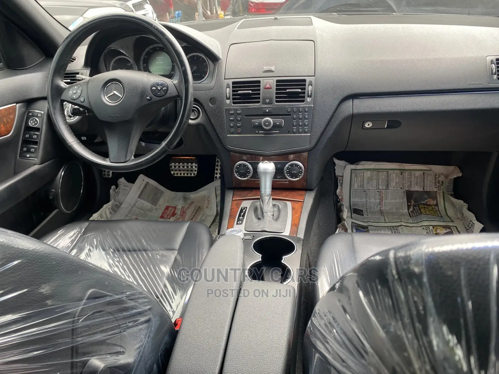 Mercedes-Benz C300 2011 Black