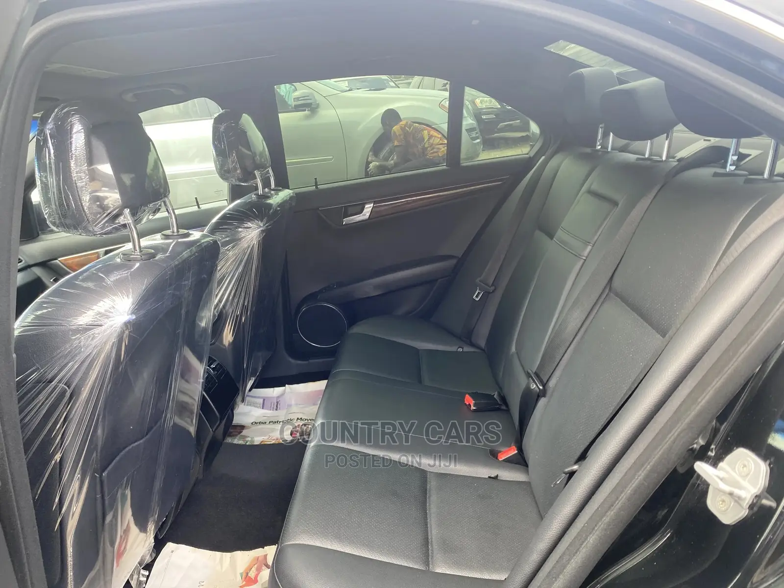 Mercedes-Benz C300 2011 Black