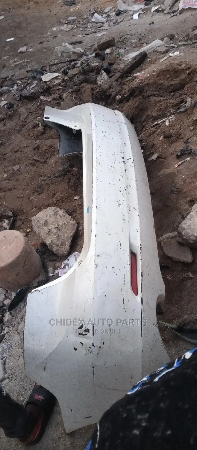 Back Bumper Toyota Vanze