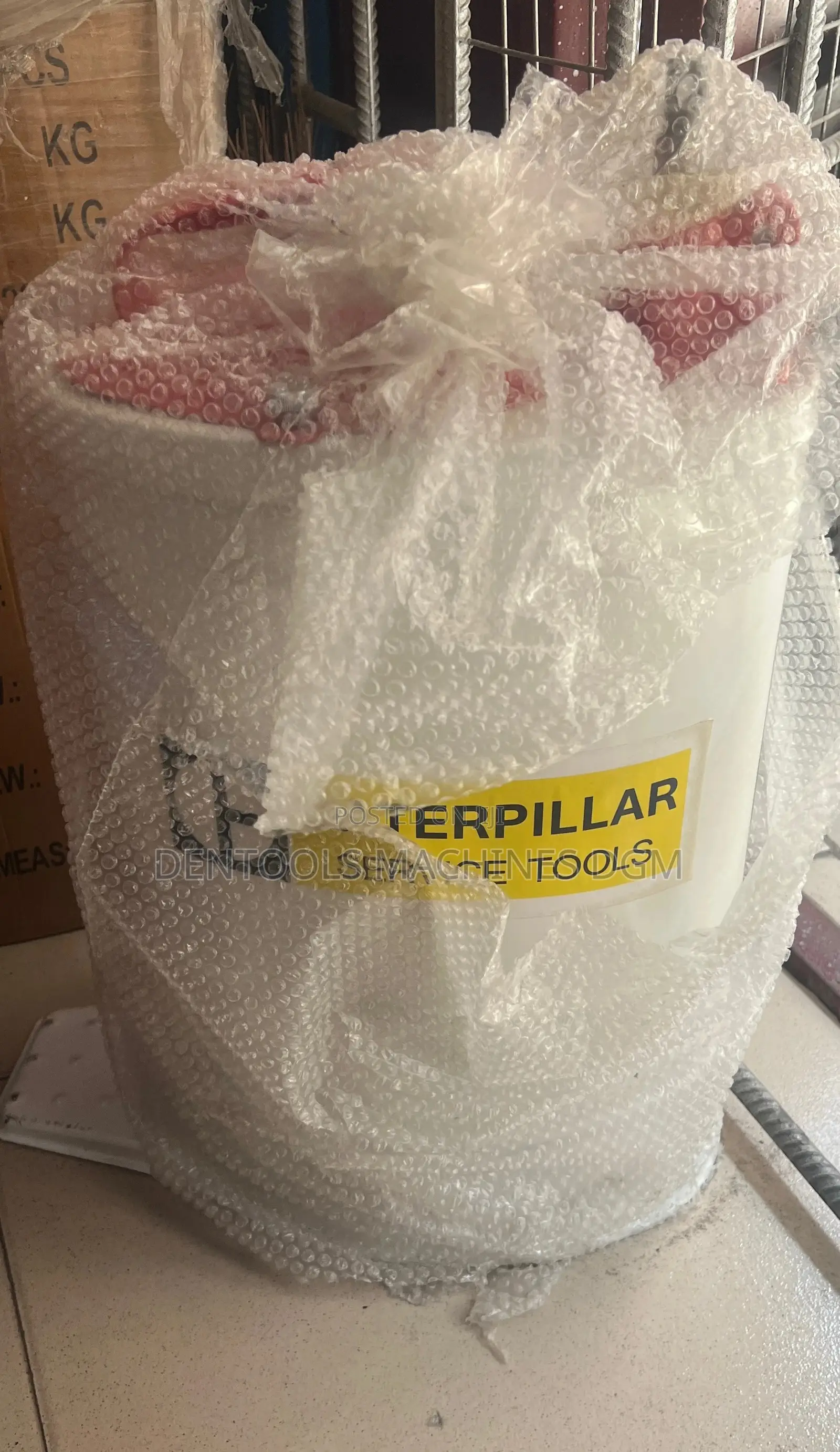 Manual Grease Pump Oval Lubrication Bucket - 20L