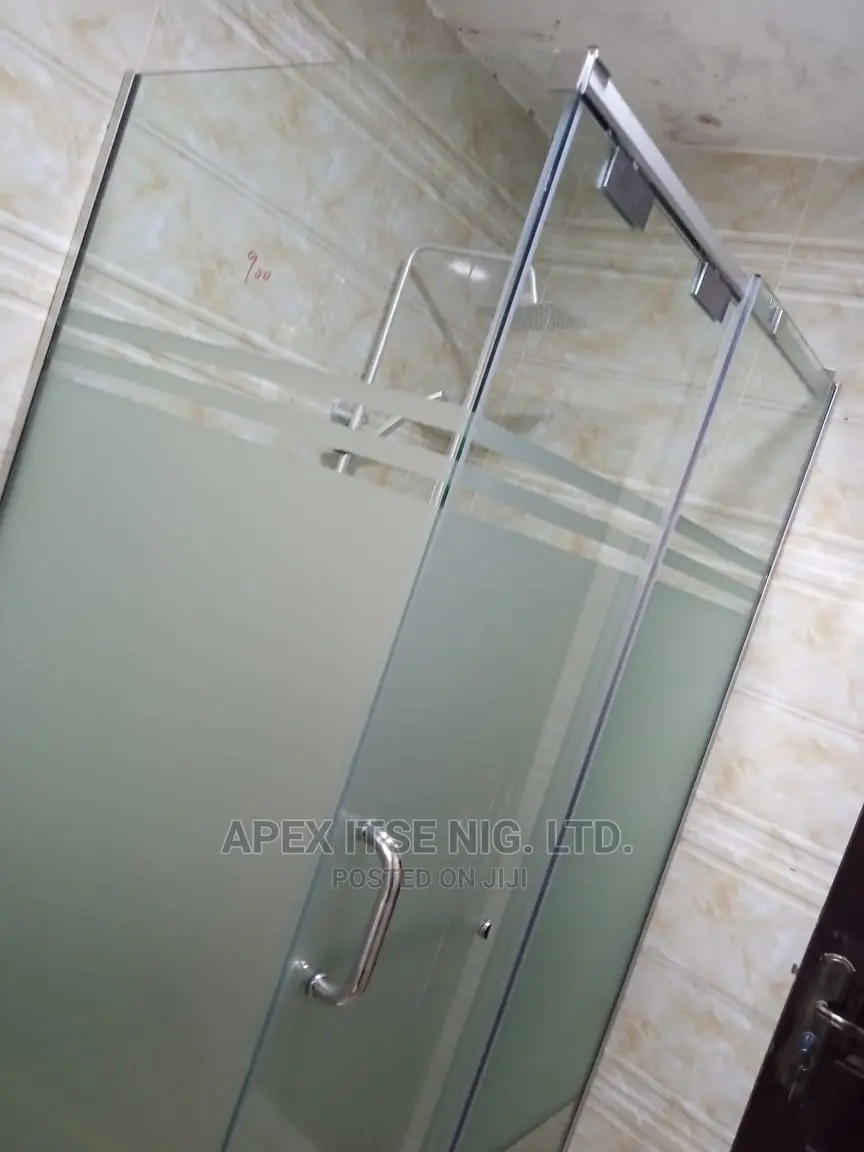 Exclusive Shower Cubicle Frosted