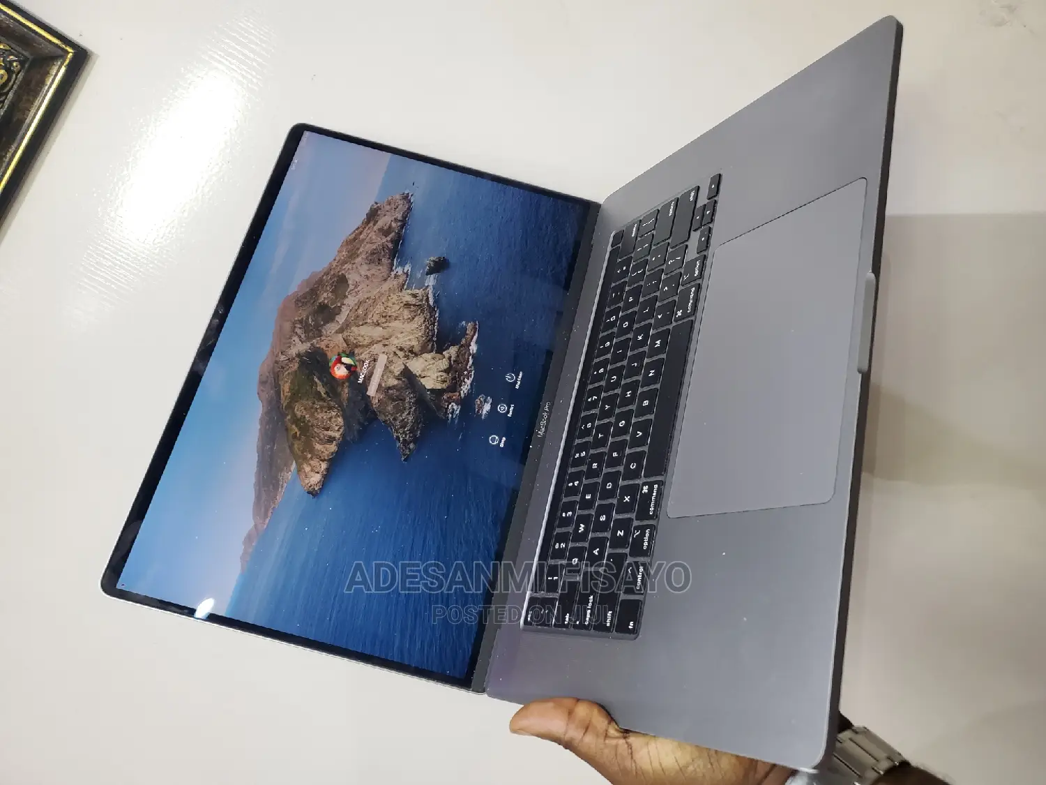 Laptop Apple MacBook Pro 2019 16GB Intel Core i9 SSD 1T