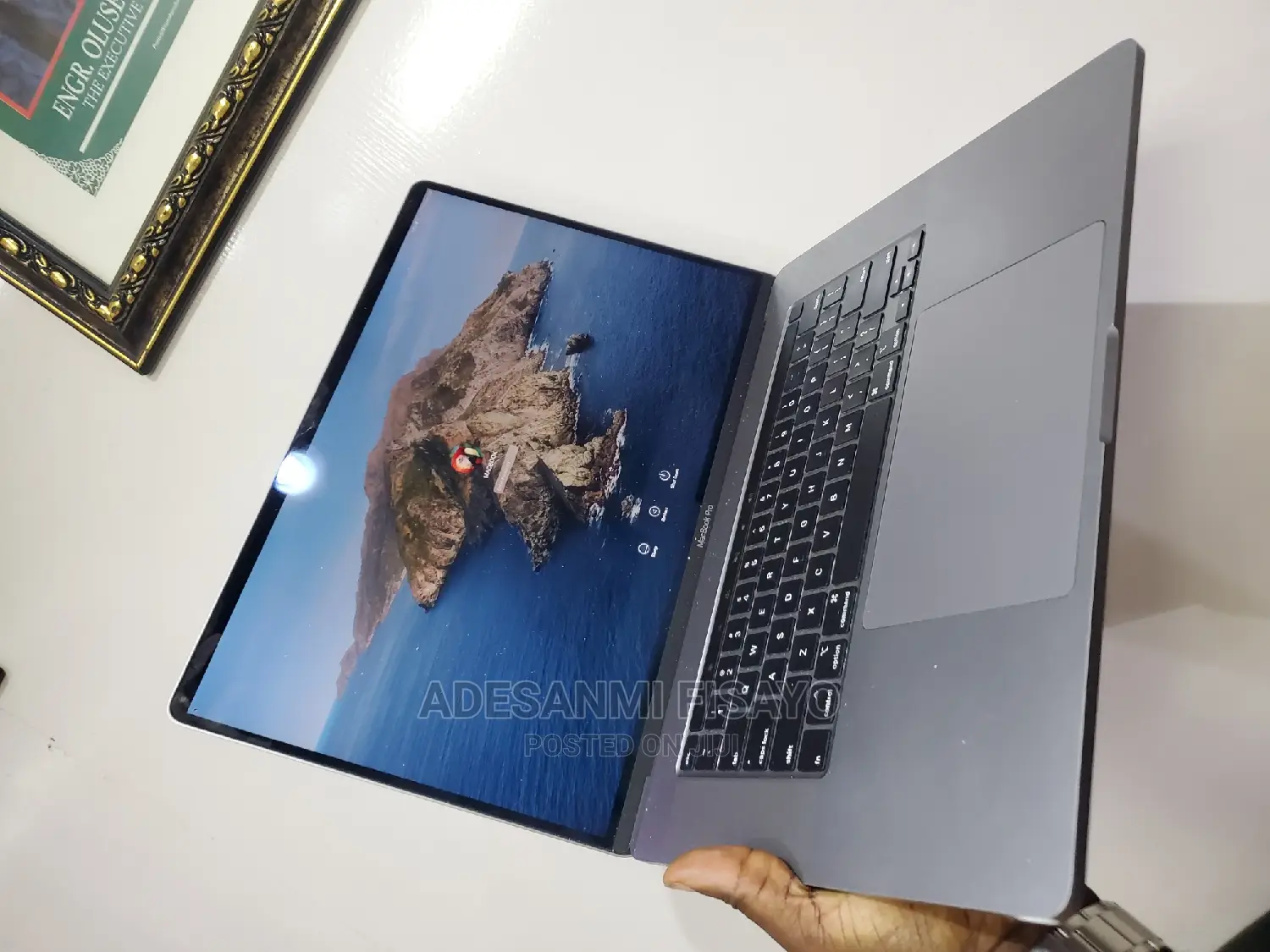Laptop Apple MacBook Pro 2019 16GB Intel Core i9 SSD 1T