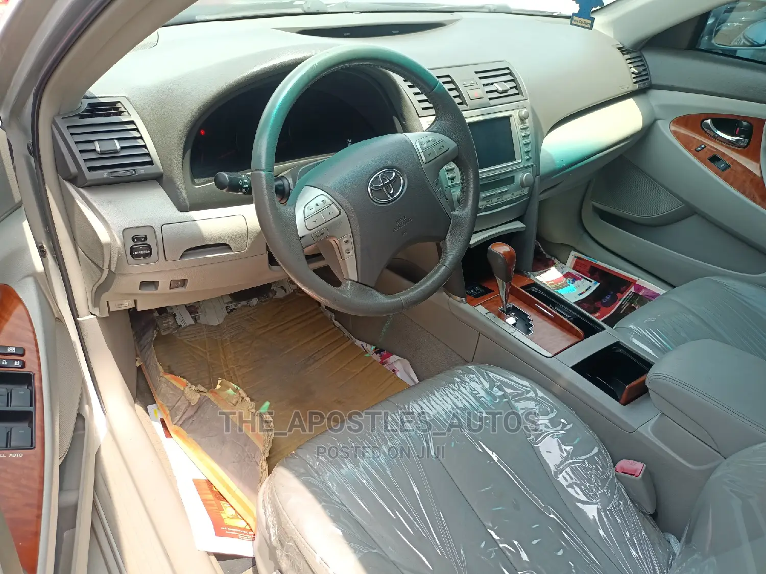 Toyota Camry 2010 Silver