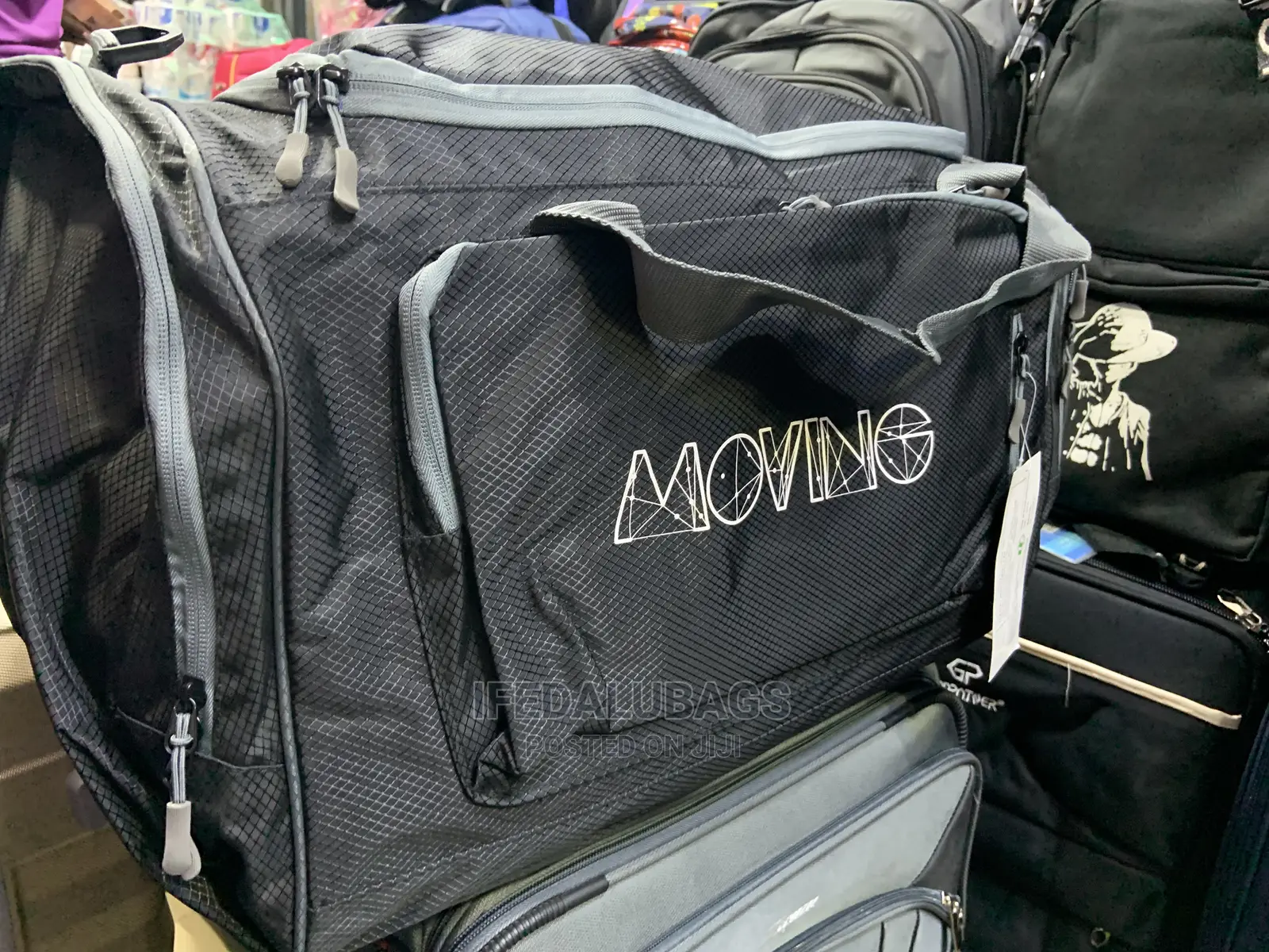 Big Size Weightless Traveling Bag