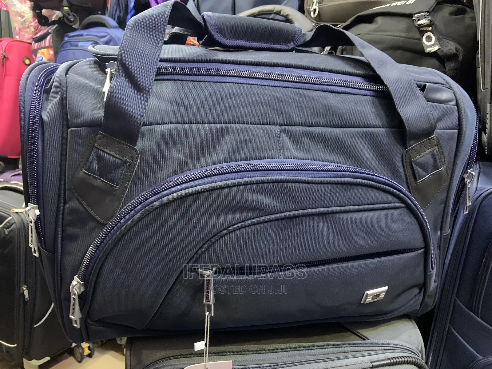 High Quality Medium Imported Traveling Luggage