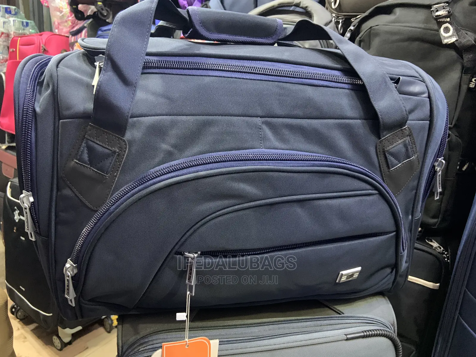 High Quality Medium Imported Traveling Luggage