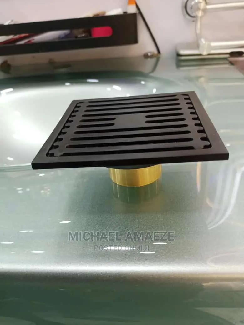 10*10 Black Floor Drain