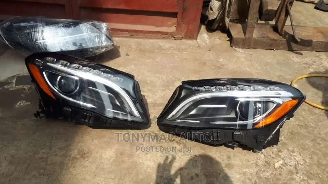 Mercedes-Benz GLA LED Headlights Charger