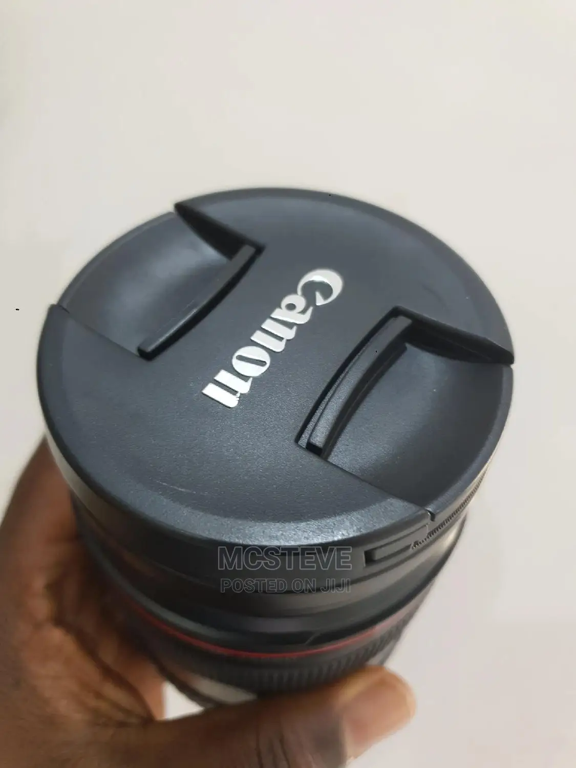 Canon 24 - 70MM Macro Ultrasonic Lens