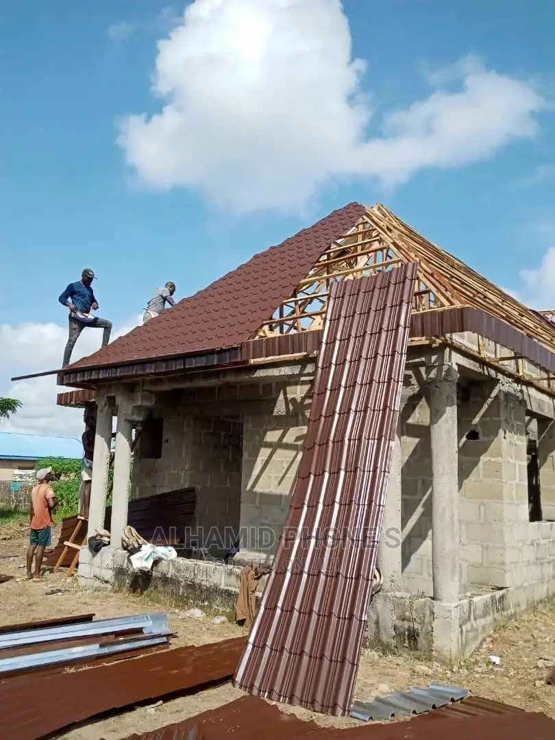 Aluminium Roof Work.