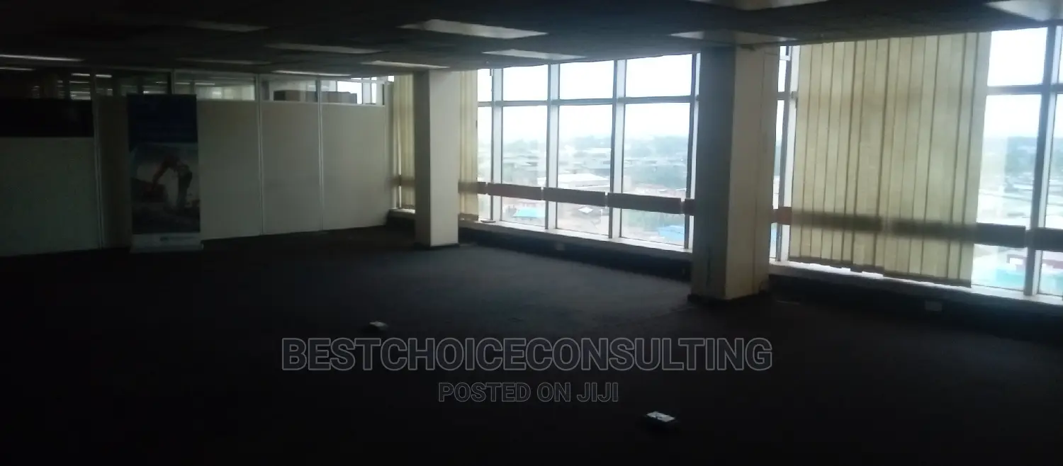 Office Open Space for Rent at Dugbe